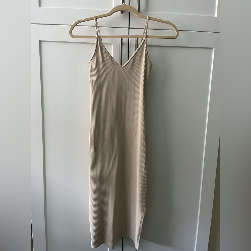 Abercrombie & Fitch seamless ribbed midi dress with knee high slit